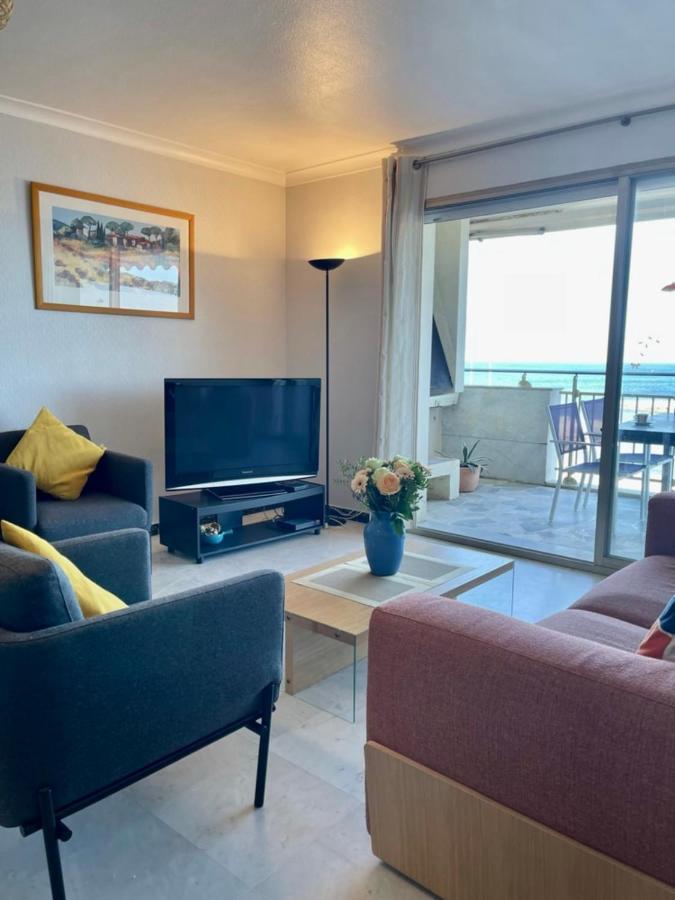 Seafront One Bedroom Apartment With A Terrasse Swimming Pool And A Parking 昂蒂布 外观 照片