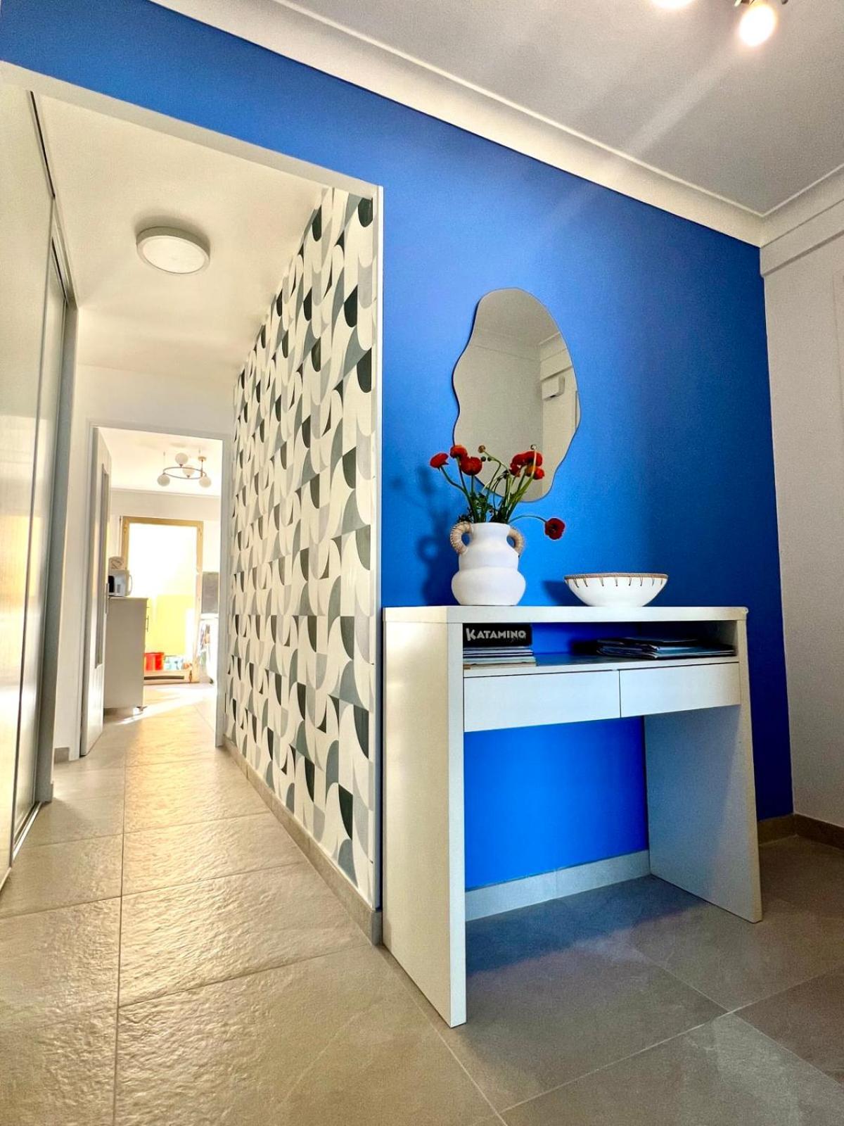 Seafront One Bedroom Apartment With A Terrasse Swimming Pool And A Parking 昂蒂布 外观 照片
